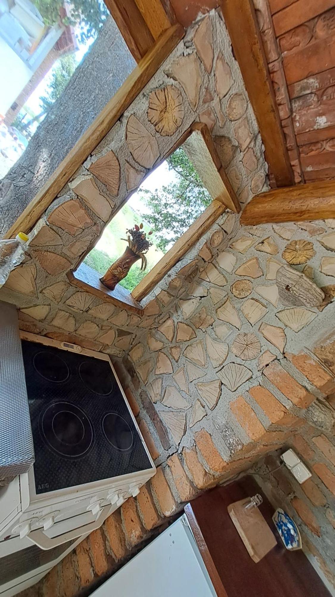 Vis Implinit Hotel Cîrţişoara Екстериор снимка